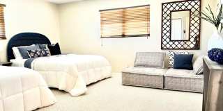 602 North Shore Gallery 42