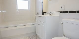 4808 North Paulina Apt. Gallery 12