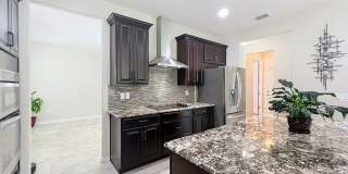 !!!NOW AVAILABLE!!! Beautiful 4-Bedroom PET FRIENDLY Home for Rent in RANDAL PARK! Gallery 32