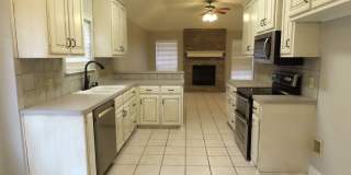COMING SOON! Whitehouse! Gorgeous 4 Bedroom, 2 Bath Home Gallery 8