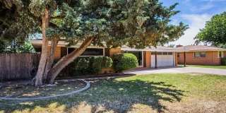 4211 49th Street Gallery 1