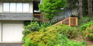 3 BR Townhome- Wonderful Privacy Deck in Beaverton with 1 Car Garage  A/C! Gallery 1