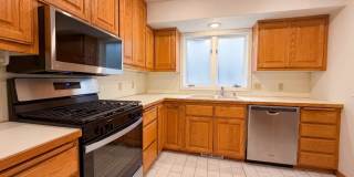 6475 Grandview Dr Gallery 3