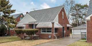 20254 Mackay Street Gallery 2