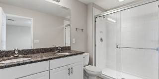 Townhome in Great Location! Gallery 18