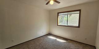 Stunning House with a Pool in West Redding Coming Available in August! Gallery 21