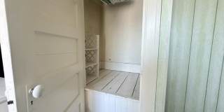 59 C St Gallery 22