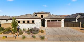 4 Bedroom Home with Gorgeous Views Gallery 46