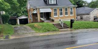 423 South Fayette Street Gallery 1