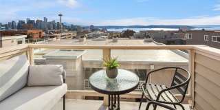 Top-Floor Corner Condo with Spectacular Views of the Space Needle & TWO Parking Spaces Gallery 16