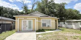 2615 E CURTIS STREET Gallery 1