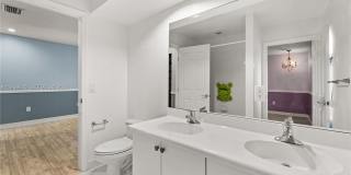 3110 NE 210th Ter Gallery 12