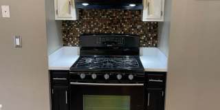 2 Bedroom/2 Bath Condo Gallery 4
