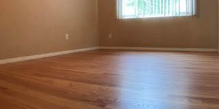 BEAUTIFUL WOOD FLOORS IN THIS- 5 BED 2 BATHROOM- Includes maid service Gallery 34
