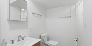 Beautiful 5-bed, 3.5 bath townhome steps from hiking trails and West Pearl St Gallery 15