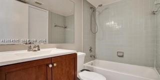 2871 N Oakland Forest Dr Gallery 6