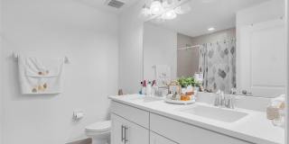 304 NW 36th Avenue Gallery 35