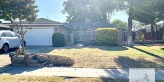 Lovely 3 Bedroom 1.5 Bath in Clovis Gallery 1
