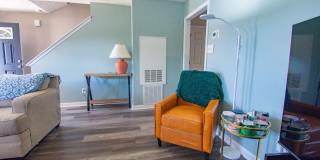 3 Bedroom 2.5 Bathroom with Large Fence Yard Gallery 5
