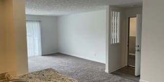 Camelot East Apartments Gallery 4