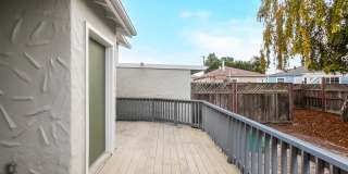 Freshly Renovated San Leandro Home Featuring a Dedicated Studio Gallery 20