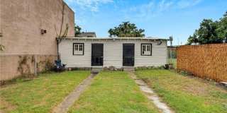 1614 ANNETTE Street Gallery 15