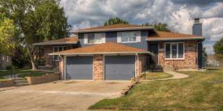 Convenient location! Side Split in Western Omaha. Gallery 19
