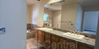 1725 Edgebrook Drive Gallery 14