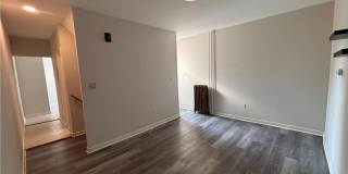 718 1/2 N 10th Street Gallery 7