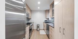 1342 Stanford St Gallery 6