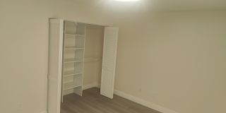 302 LAKEVIEW Drive E Gallery 28