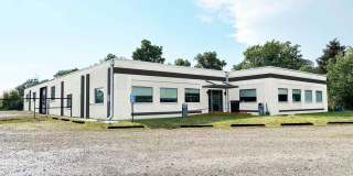 4415 N Broadway Avenue Gallery 1