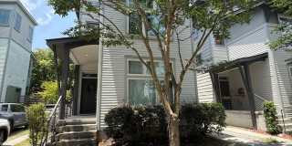 2 Bed 2.5 Bath Minutes from Downtown Charleston! Gallery 1