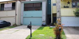 RENOVATED 2-BEDROOM TOWNHOME IN AHISD Gallery 1