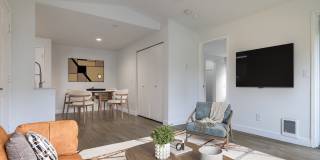 The Docks at Redmond Lakeview Gallery 4