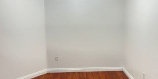 Great One Bedroom Condo w/ A/C Gallery 12
