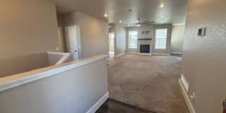 Beautiful 5 Bedroom, 3 Bath Executive Home in the Pointe! Gallery 5
