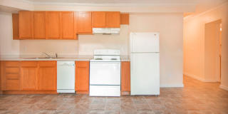 Excelsior Manor Gallery 3