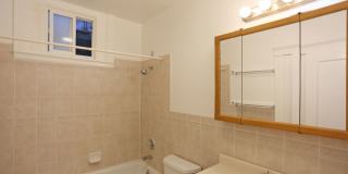 306 20th Avenue Gallery 21