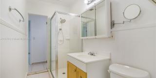 119 Harbor Dr Gallery 9