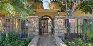 Walk to Balboa Park from This Beautiful Golden Hill Condo with Two Side-by-Side Parking Spaces Walk to Balboa Park from This Beautiful Golden Hill Condo with Two Side-by-Side Parking Spaces Gallery 1