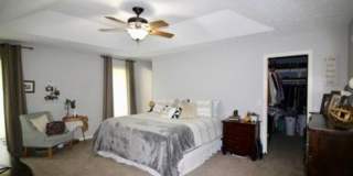 Spacious Five Bedroom Home! Gallery 9