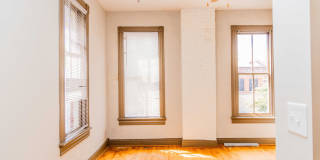 217 E Grace St Gallery 15