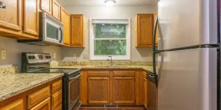 Beautiful and Spacious Townhomes near IU Campus Gallery 5