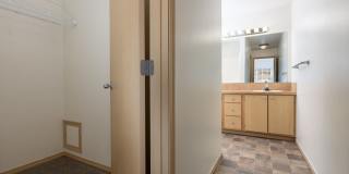 Pebble Creek Village Apartments Gallery 44