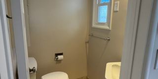 Spacious & Charming 3 Bedroom and a Den Home with Beautiful Updates Gallery 23