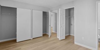 The Alcove Gallery 12