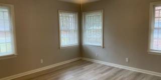 Now Leasing: First Month Free & No Deposit! Two Bedroom Duplex Apartment Near Southside/516 Now Leasing: First Month Free & No Deposit! Two Bedroom Duplex Apartment Near Southside/516 Gallery 9