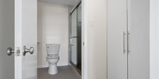 819 S Crestmoore Pl Gallery 28