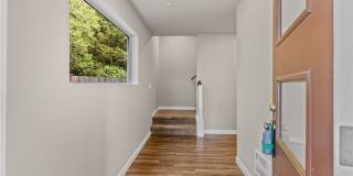 Newer Modern Townhome, Attached 2 car garage, Bedroom and bath on ground level Gallery 7